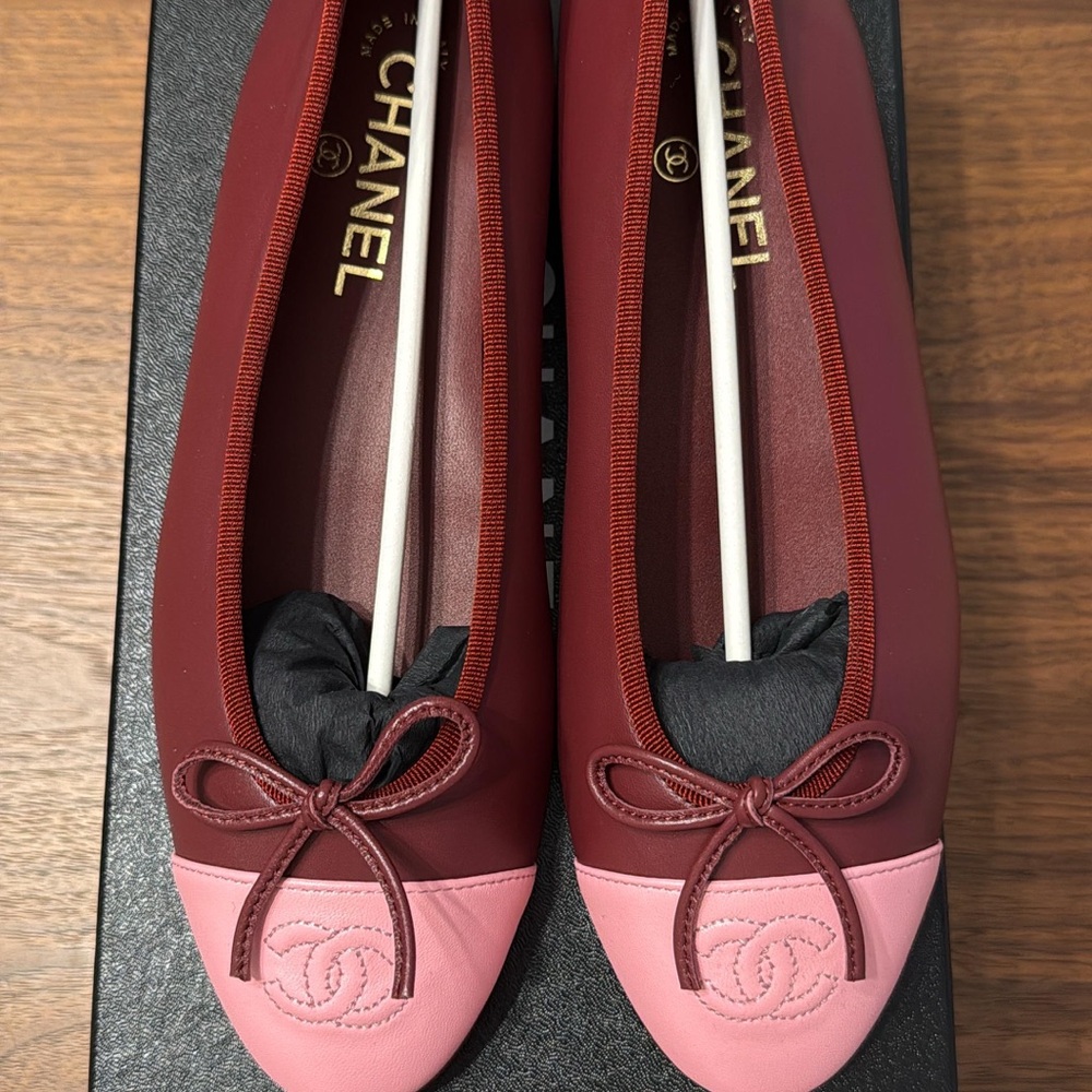 CHANEL Women's Burgundy and Pink Loafers